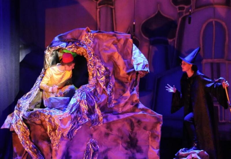 Premijera mjuzikl Aladdin - Održana premijera mjuzikl Aladdin: Mališani oživjeli kulturni život Tomislavgrada
